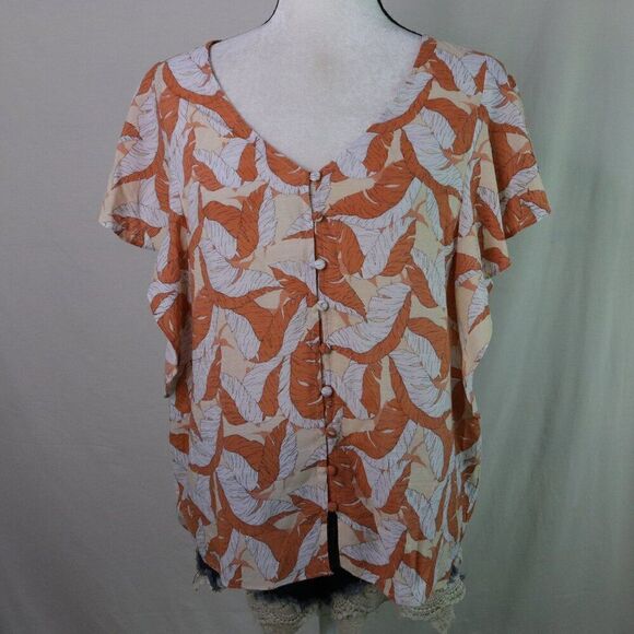 Nine West | Short Sleeve V Neck Top Medium - Picture 3 of 7